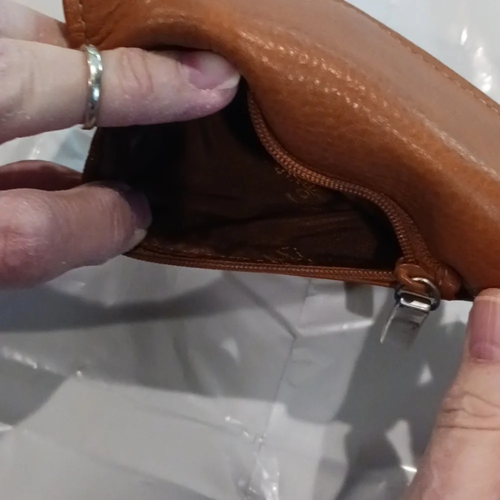 Wallet - Picture 3 of 7